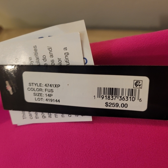 Xscape Women's Petite Evening Asymmetric Dress Size 14 - Picture 7 of 12